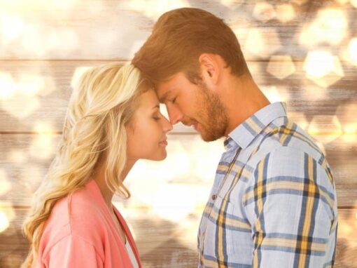 8 Steps to Attract the Right Partner by Being Authentically You